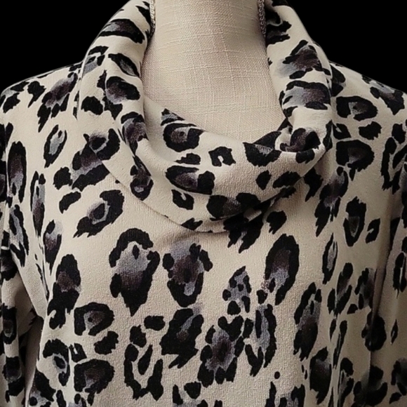 Simply Irresistible Chic Leopard Print Cowl Neck Sweater - Picture 2 of 3